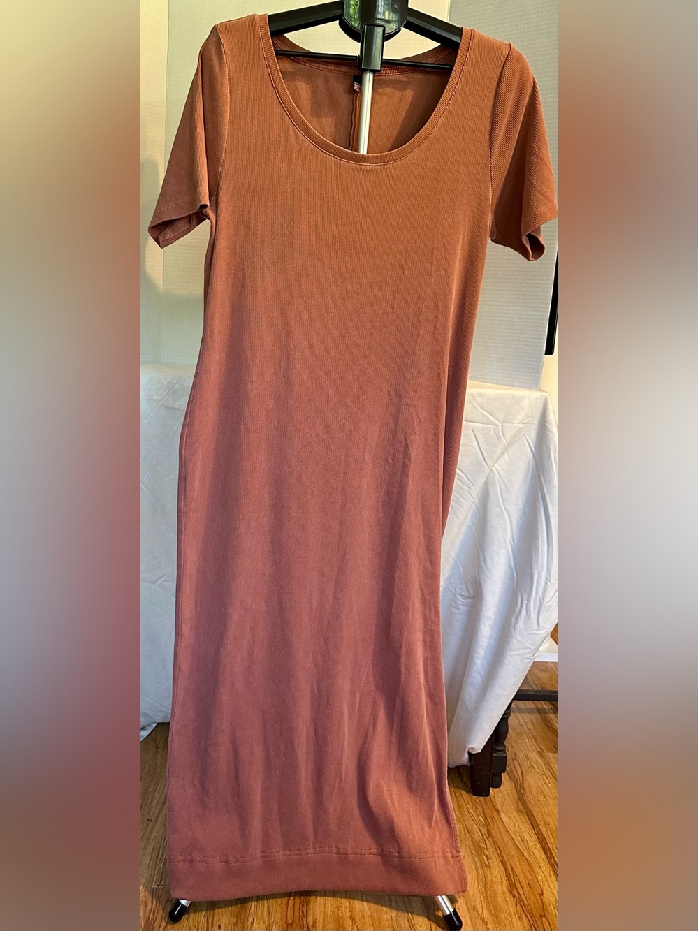 Old Navy Rust Maxi Tee Dress — Short Sleeve Scoop Neck